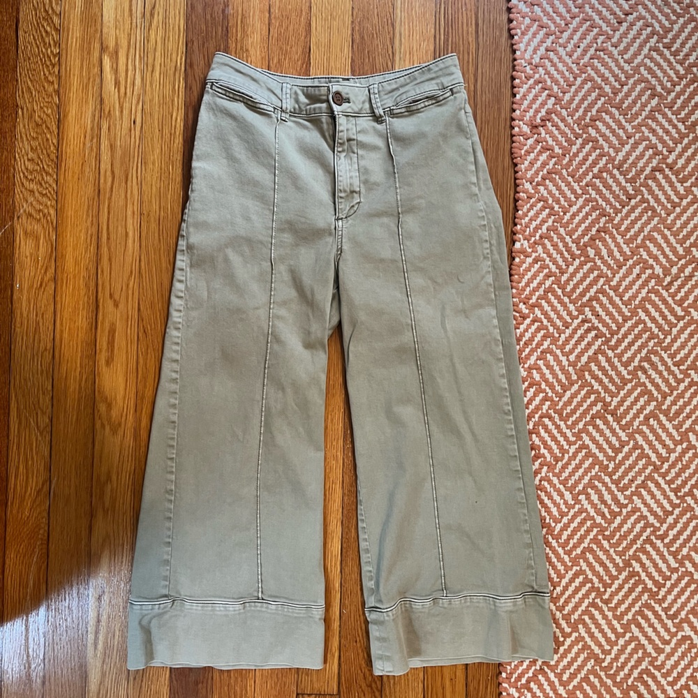 Chino (from Anthropologie) wide leg pant. Size 4 petite